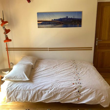 Les Cabanons Bed and Breakfast Dardilly Exteriör bild