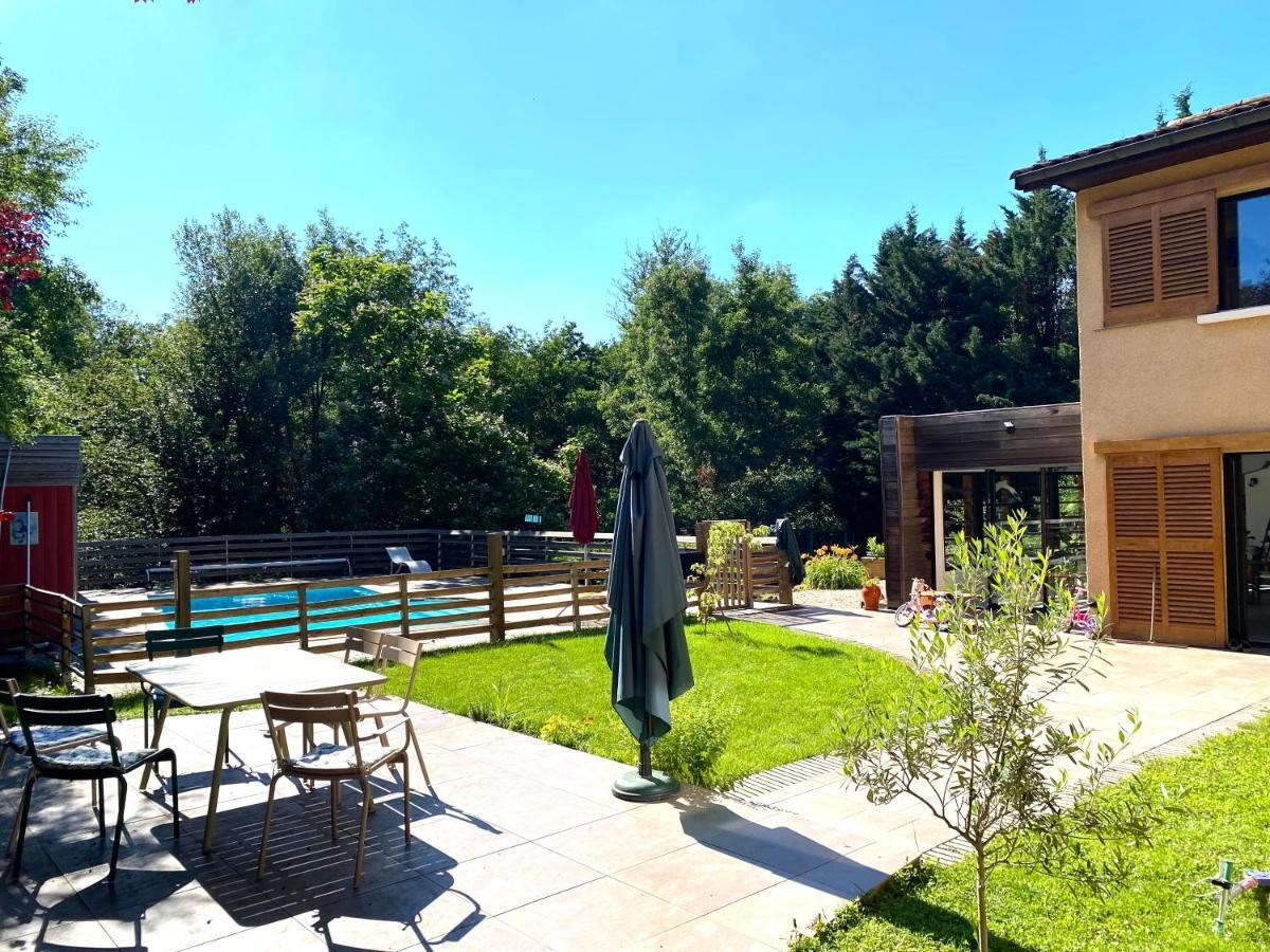 Les Cabanons Bed and Breakfast Dardilly Exteriör bild