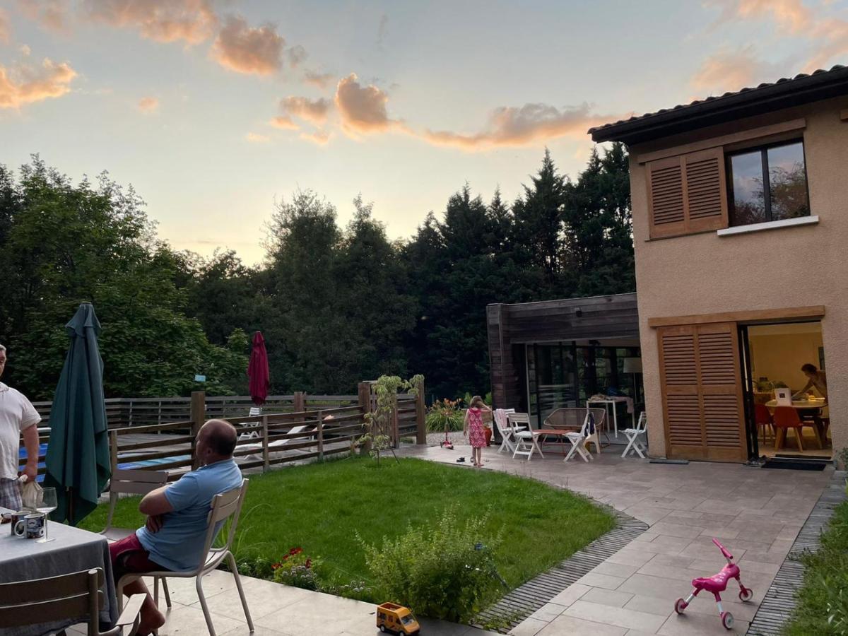 Les Cabanons Bed and Breakfast Dardilly Exteriör bild