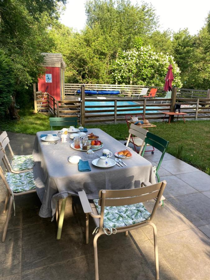Les Cabanons Bed and Breakfast Dardilly Exteriör bild