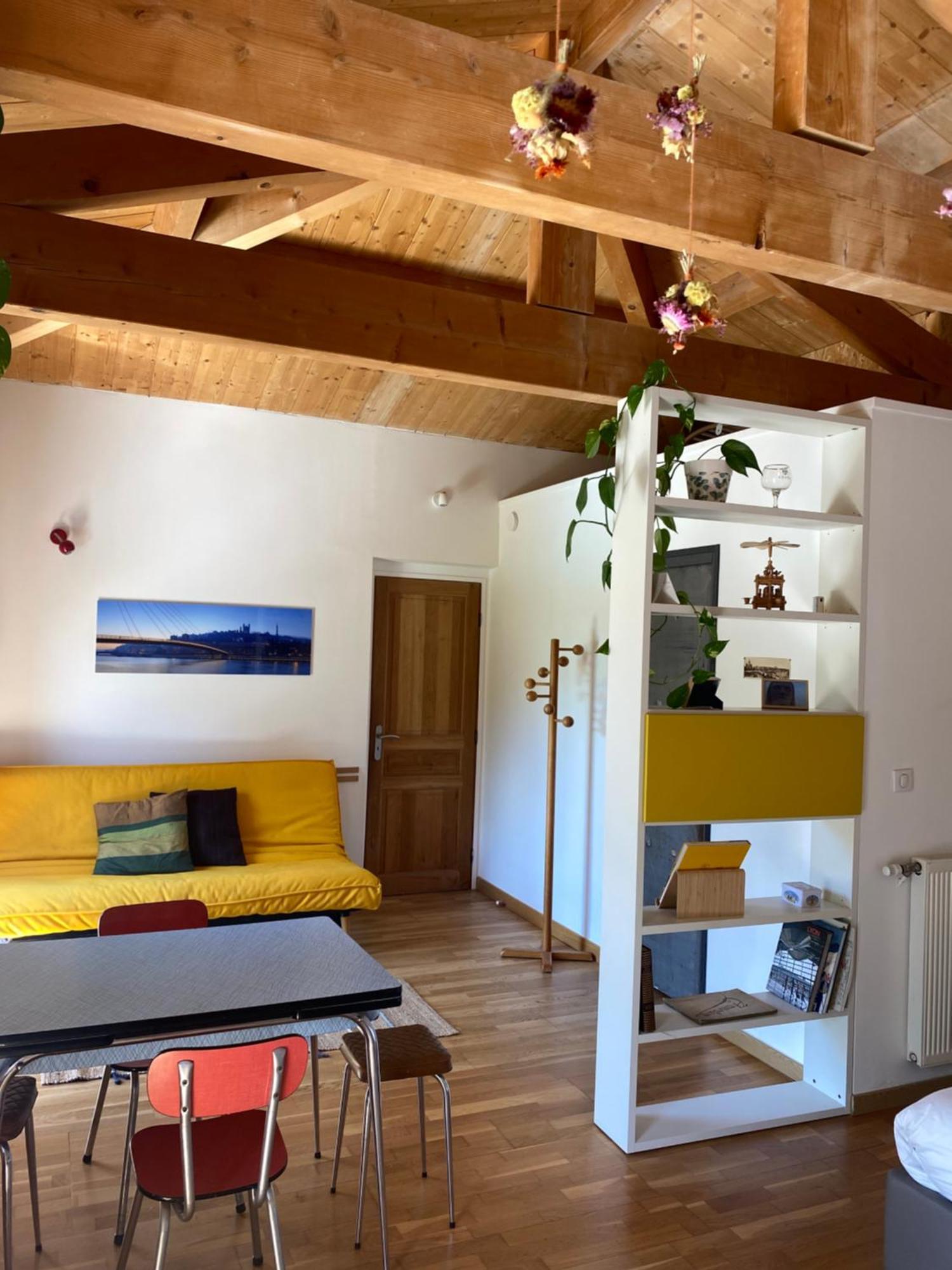 Les Cabanons Bed and Breakfast Dardilly Exteriör bild