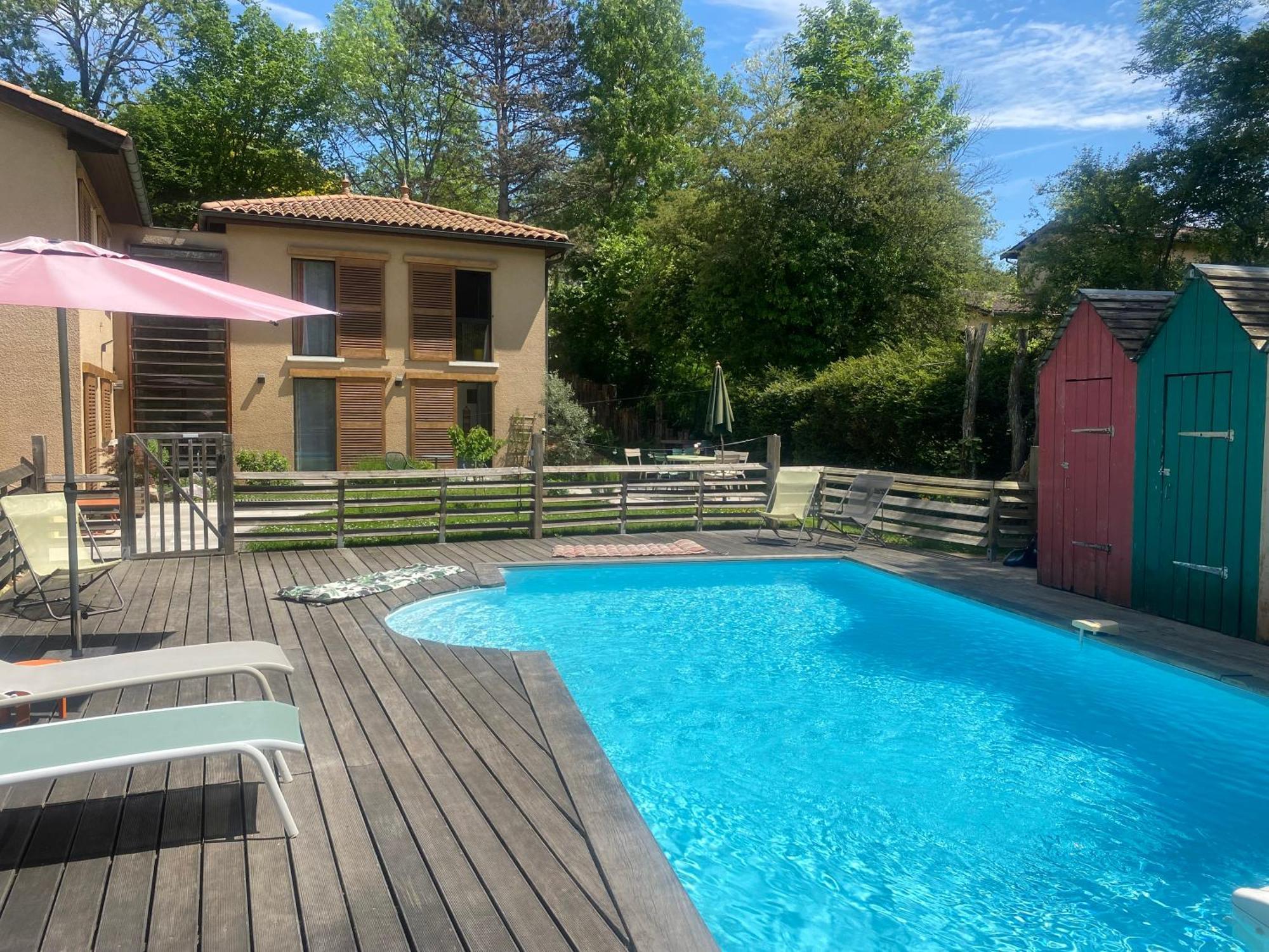 Les Cabanons Bed and Breakfast Dardilly Exteriör bild